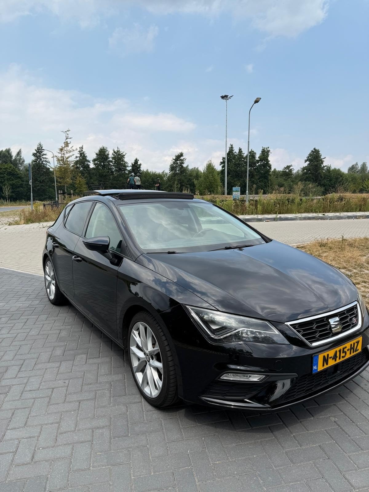 Seat Leon 1.4 TSI FR2017 Zwart Pano Apple carplay, Auto's, Voorwielaandrijving, 1141 kg, Zwart, 4 cilinders