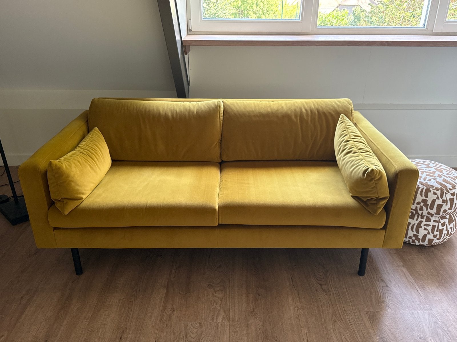 Gele 2-zitsbank in velours stof, Huis en Inrichting, Banken | Bankstellen, Ophalen, Gebruikt, 150 tot 200 cm, Tweepersoons