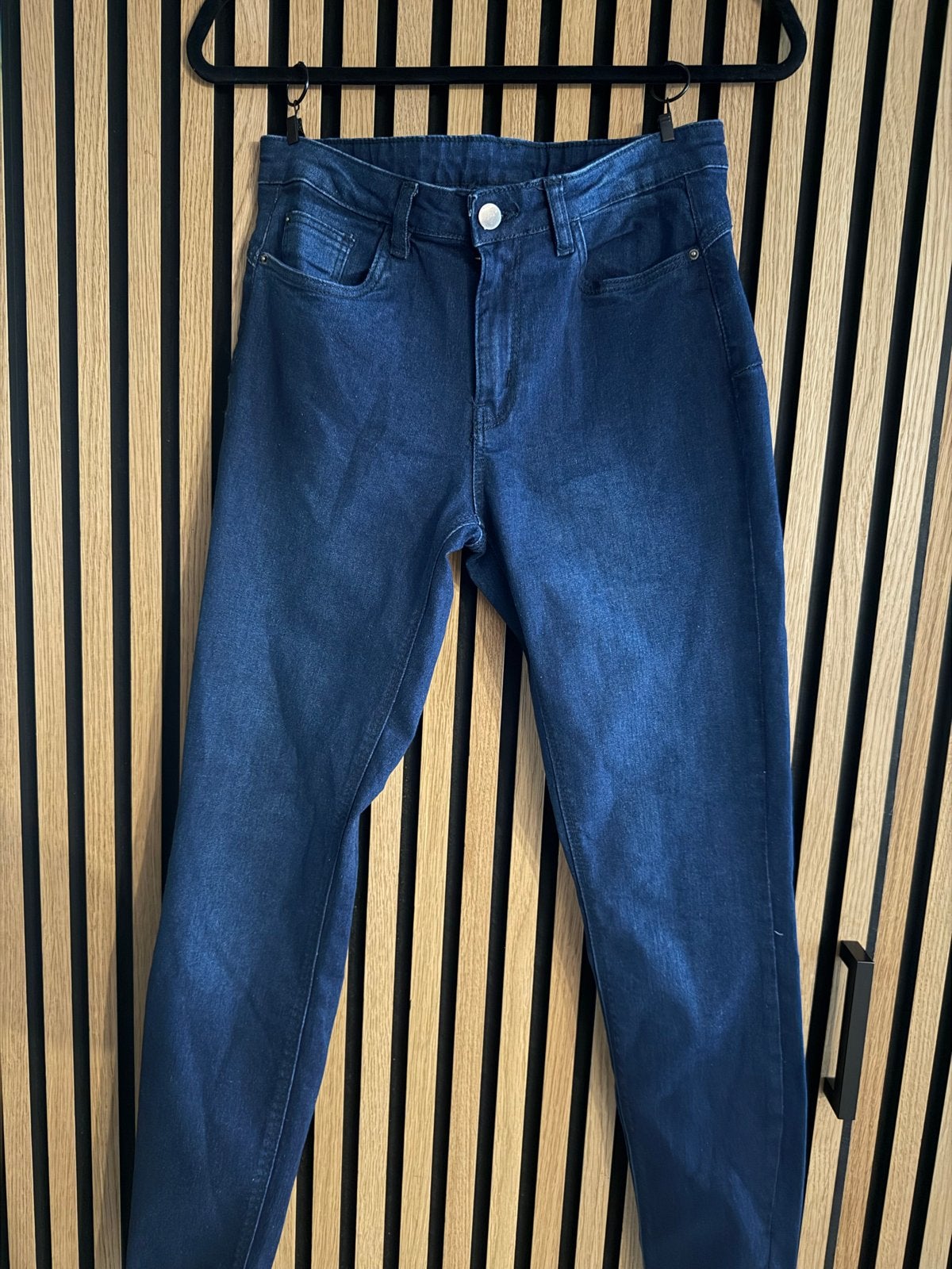 Janina donkerblauwe jeans - Maat 38, Kleding | Dames, Spijkerbroeken en Jeans, Verzenden, Zo goed als nieuw, Blauw, W30 - W32 (confectie 38/40)