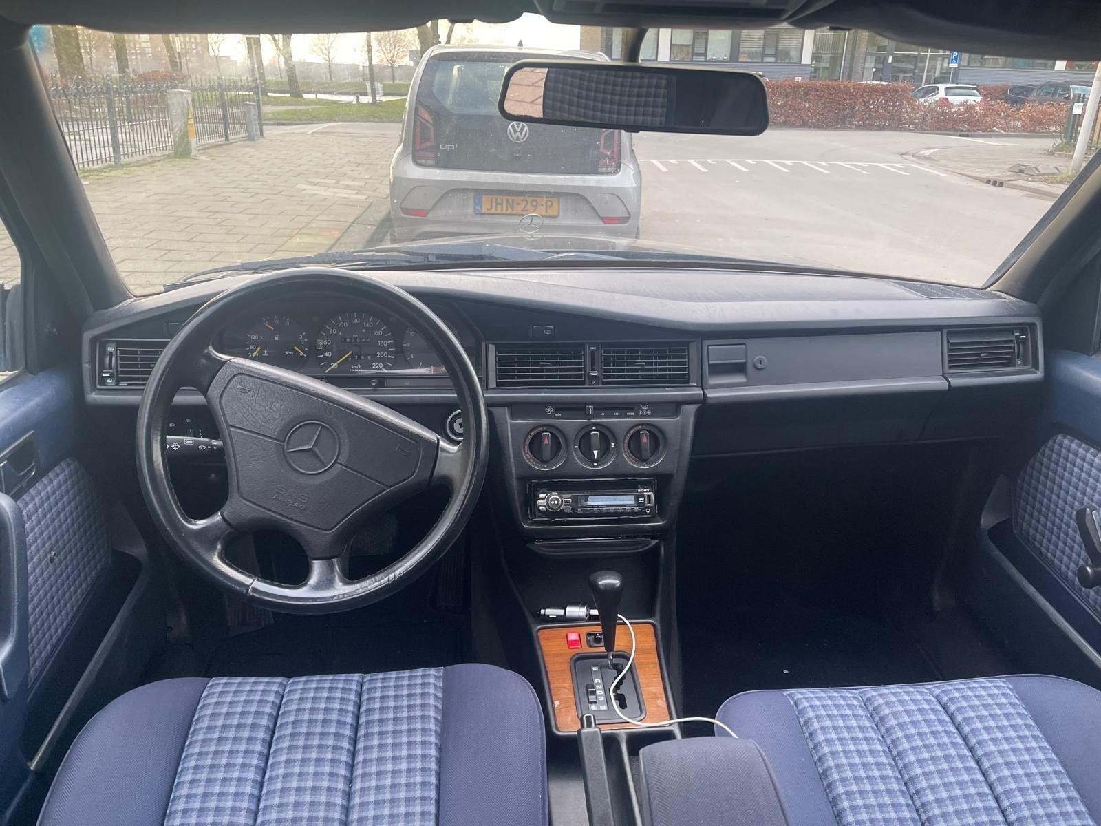 Mercedes-Benz 190-Serie 1.8 E AUT U9 1992 Zwart, foto 9