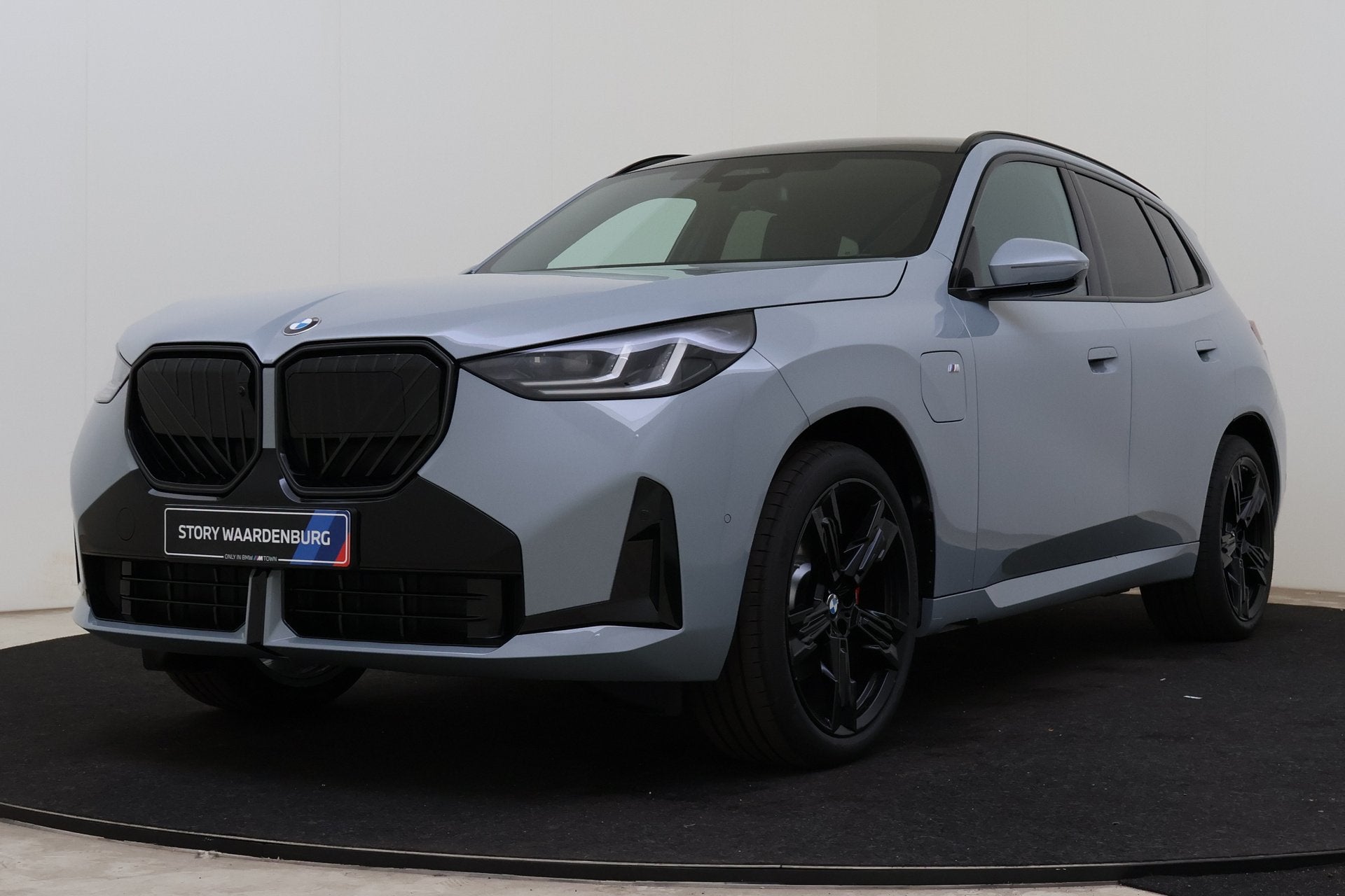 BMW X3 30e xDrive M Sport Automaat / Panoramadak / Trekhaak, Auto's, Automaat, 1998 cc, Zwart, 4 cilinders