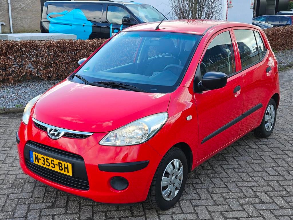 Hyundai I10 1.25i Dynamic Airco, Auto's, Voorwielaandrijving, 450 kg, Gebruikt, 31 €/maand