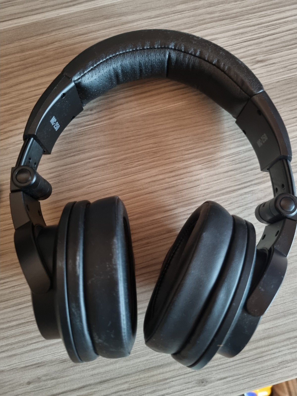 Mackie MC-250 hoofdtelefoon, Audio, Tv en Foto, Overige merken, Ophalen of Verzenden, Zo goed als nieuw, Zwart