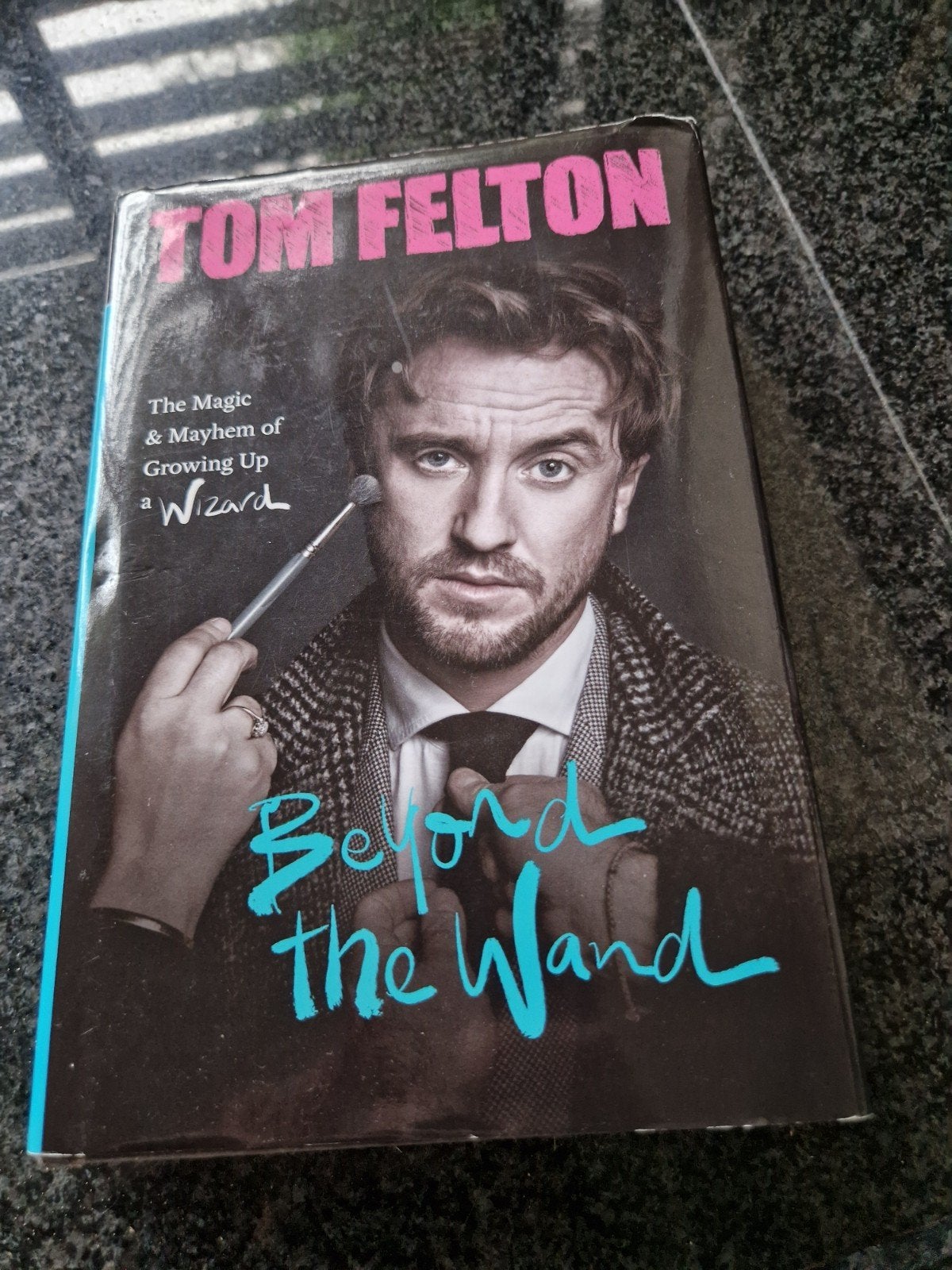 Beyond the Wand - Tom Felton (Harry Potter), Ophalen of Verzenden, Zo goed als nieuw, Tom Felton, Film, Tv en Media