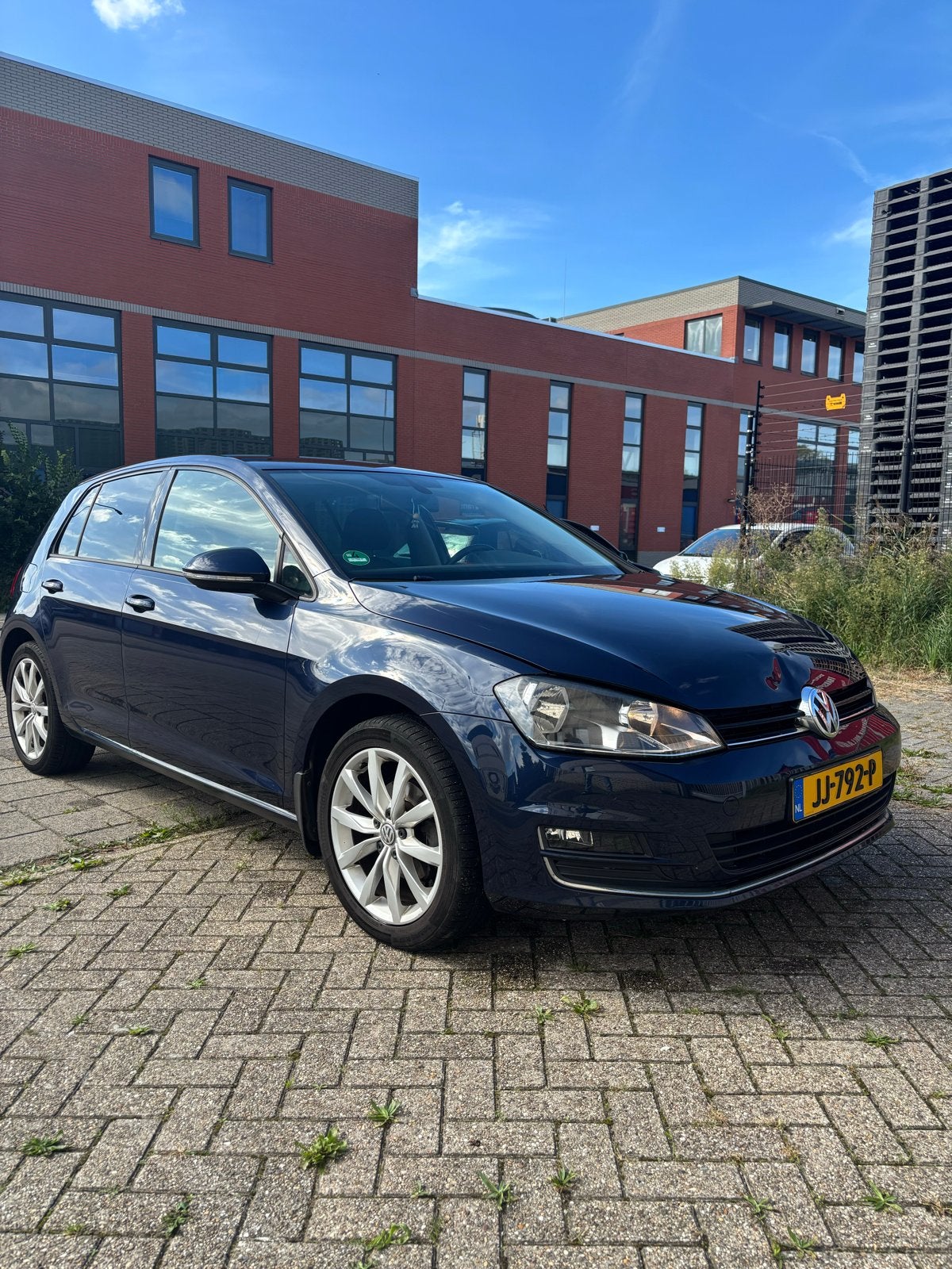 Volkswagen Golf 1.2 TSI Highline 5D, Auto's, Voorwielaandrijving, Dealer onderhouden, 4 cilinders, Blauw