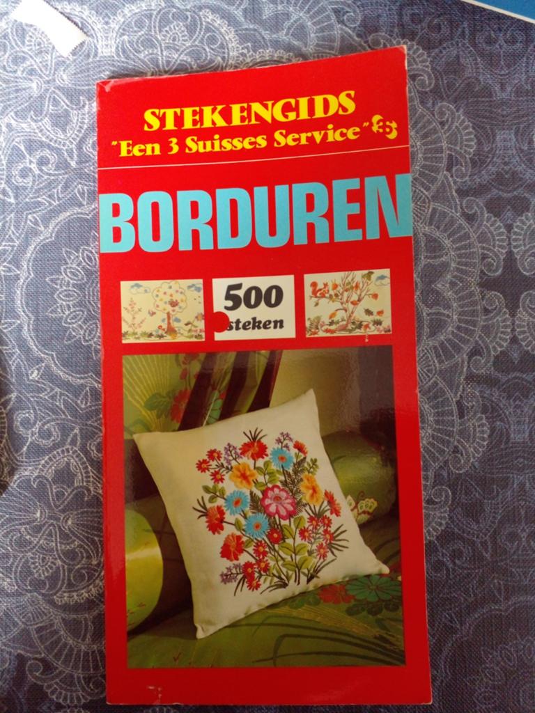 Stekengids Borduren: Een 3 Suisses Service - 500 Steken, Ophalen of Verzenden, Gebruikt, Handborduren, Patroon