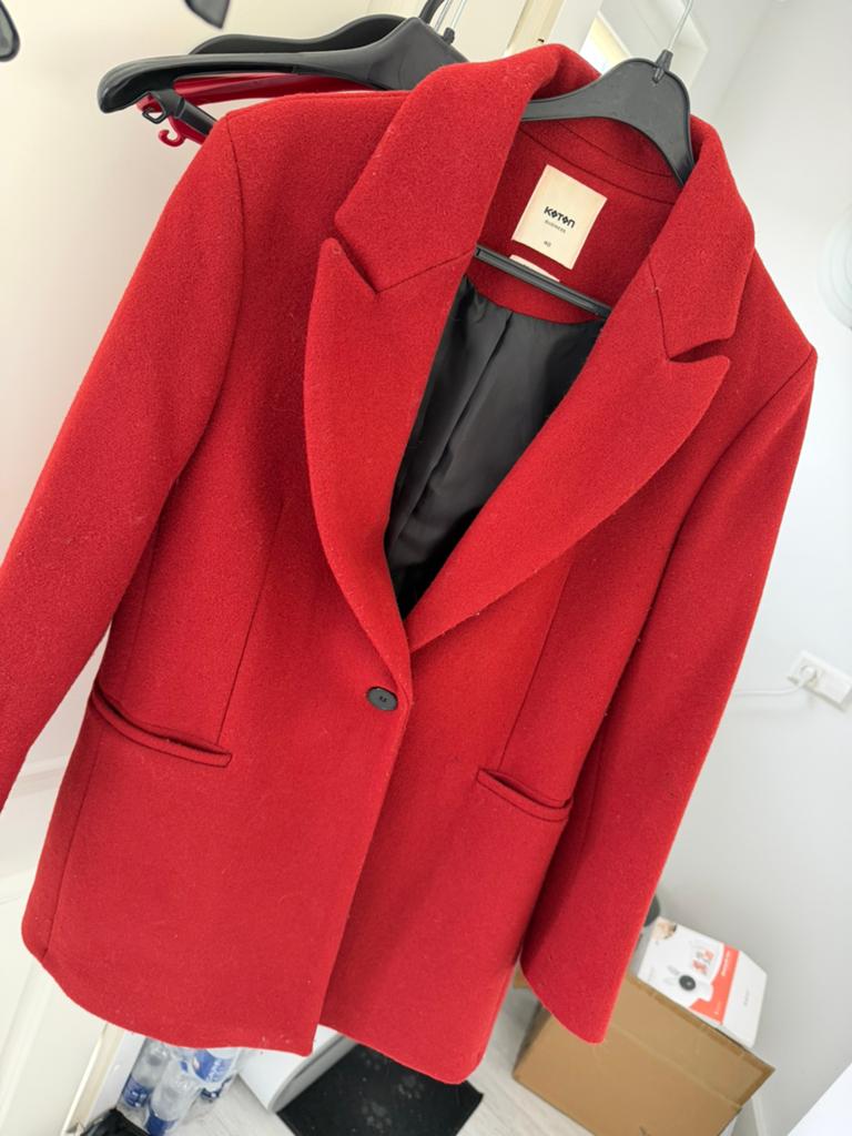 Rode mantel jas, Kleding | Dames, Jassen | Winter, Ophalen of Verzenden, Zo goed als nieuw, Maat 38/40 (M), Rood
