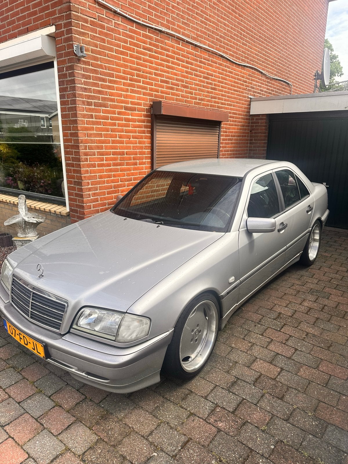 Mercedes-Benz C-Klasse 1.8 C180 Sedan AUT 2000 Grijs, Automaat, Achterwielaandrijving, 4 cilinders, 1799 cc