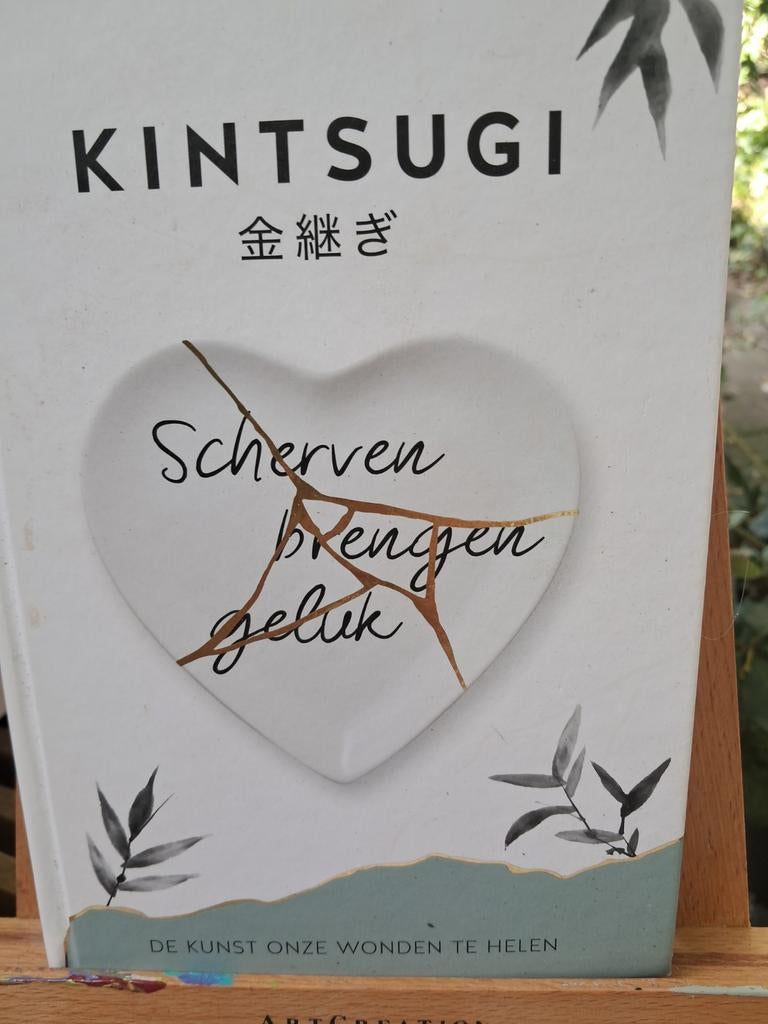 Kintsugi: Scherven brengen geluk, Ophalen of Verzenden, Zo goed als nieuw, Nakamura, Europa overig
