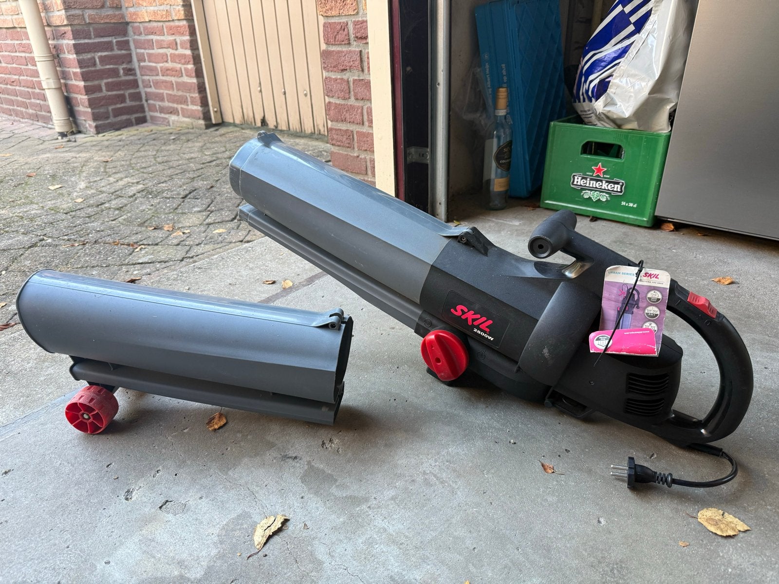SKIL 2600W Bladblazer/Bladzuiger met Versnipperfunctie, Tuin en Terras, Handgedragen, Met versnipperfunctie, Ophalen of Verzenden
