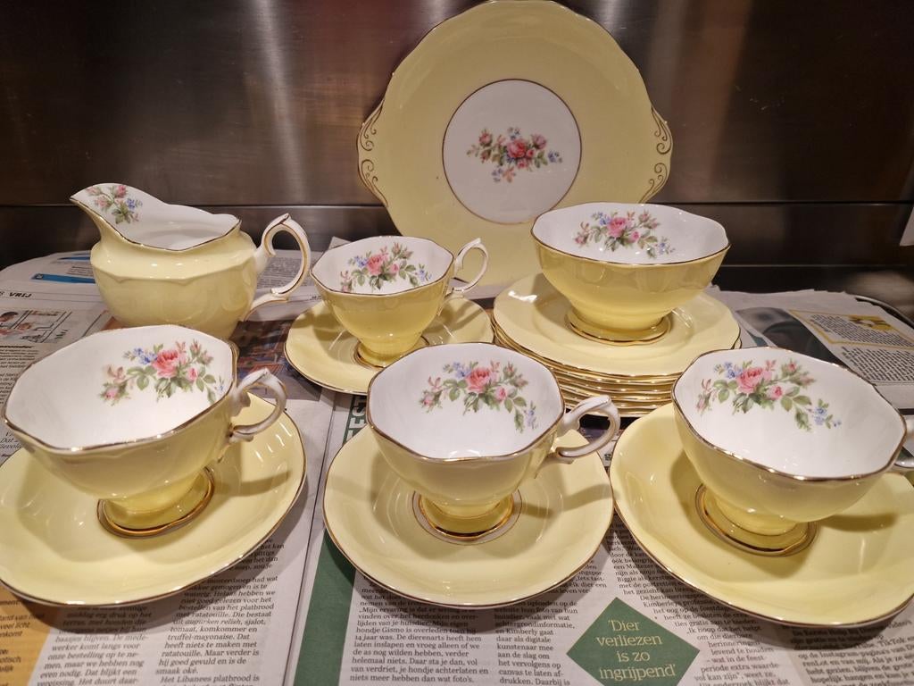 Royal Albert kop schotel roomstel schaal bordjes, Ophalen of Verzenden