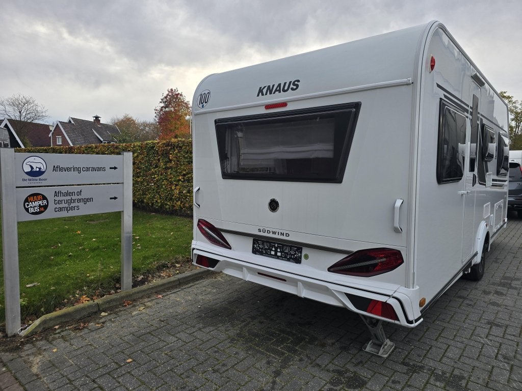Knaus Sudwind 60 Years 500 EU met mover en lengtebedden, Caravans en Kamperen, Rondzit, Bedrijf, 5 tot 6 meter, Knaus