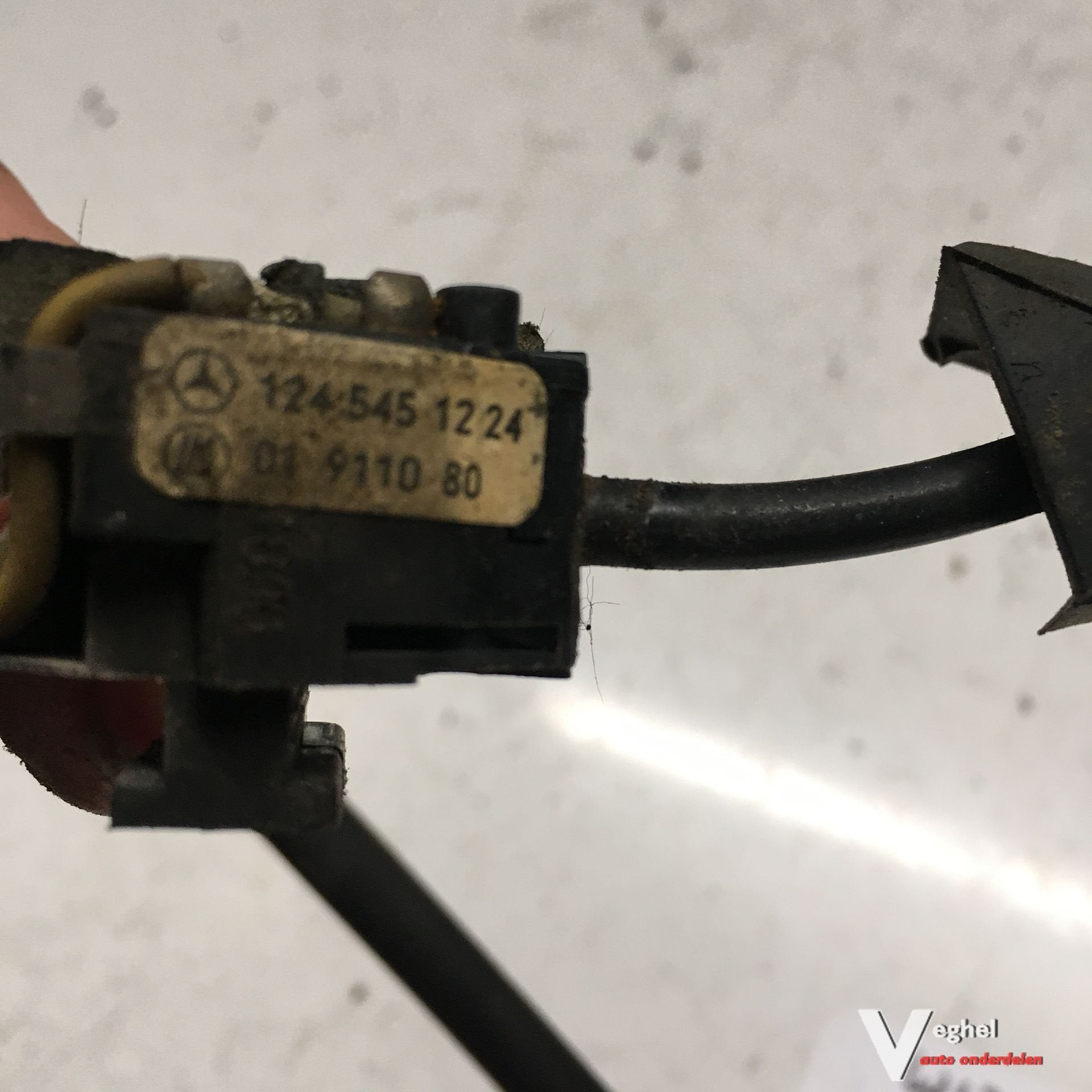 Mercedes W124  Cruisecontrolschakelaar   124 545 1224, Gebruikt, -, -, Ophalen of Verzenden