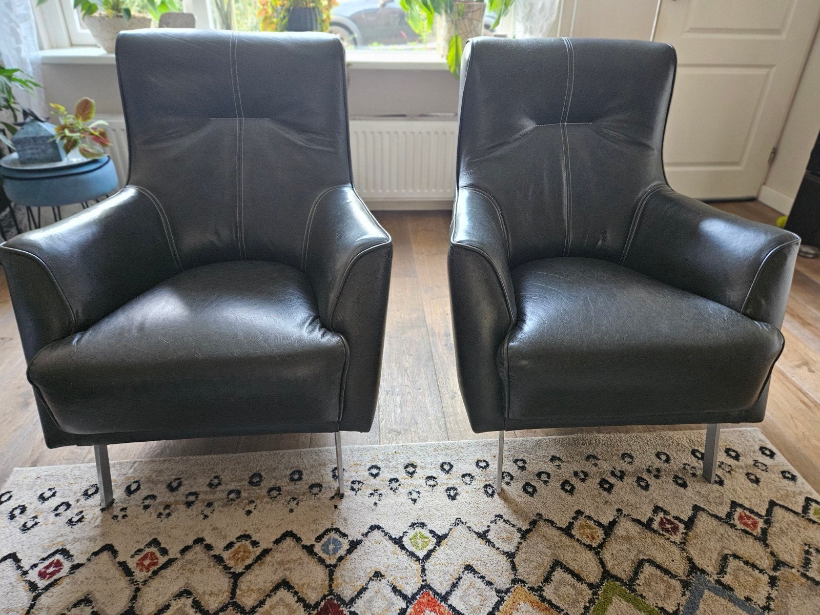 2 Henders & Hazel Roskilde fauteuils - kalfsleer antraciet, Ophalen, Gebruikt, 50 tot 75 cm, Leer