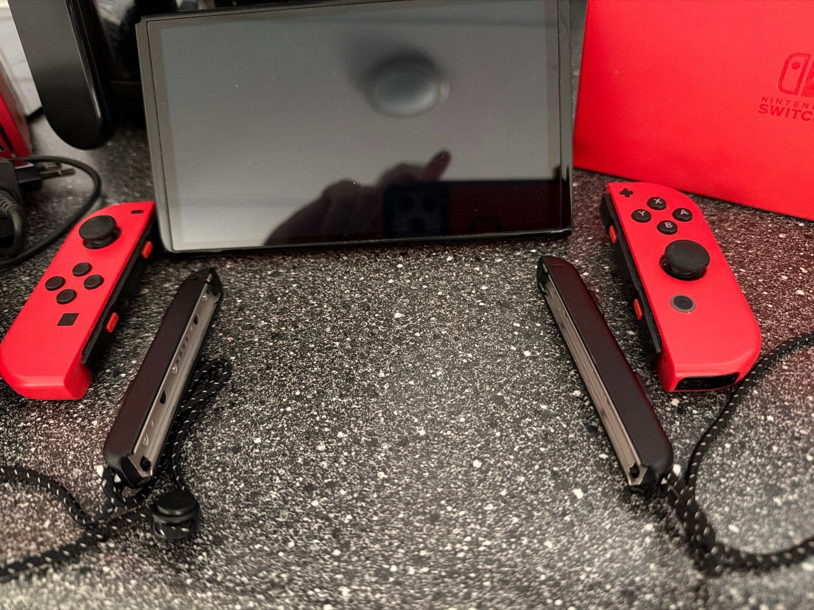 Nintendo Switch OLED Mario Red Edition - Zo goed als nieuw
