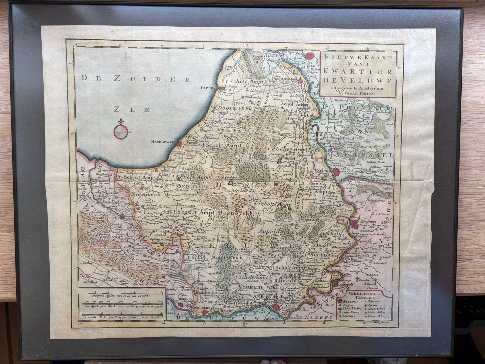 Antieke kaart 'Nieuwe Kaart vant Kwartier de Veluwe', Gelezen, Voor 1800, Ophalen of Verzenden, Landkaart