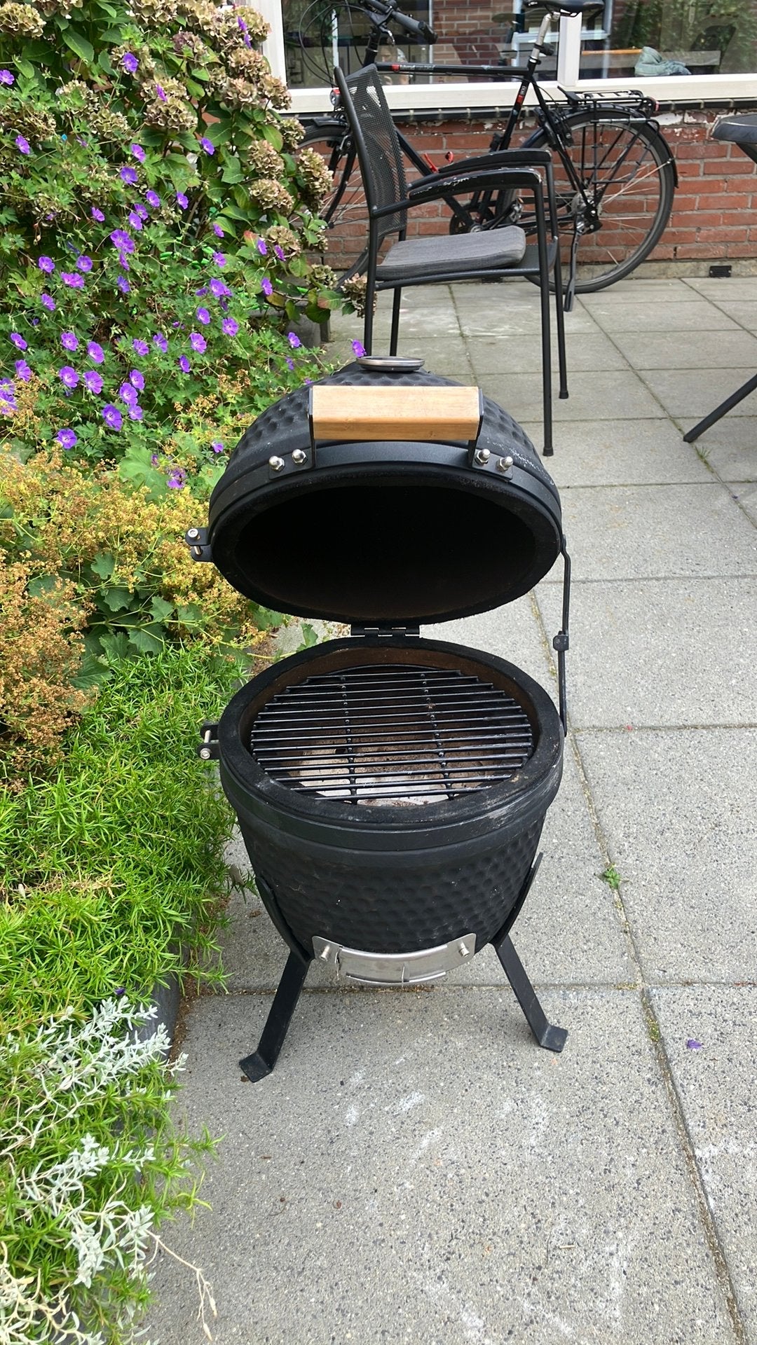Kleine ei barbecue (bbq), Ophalen, Gebruikt