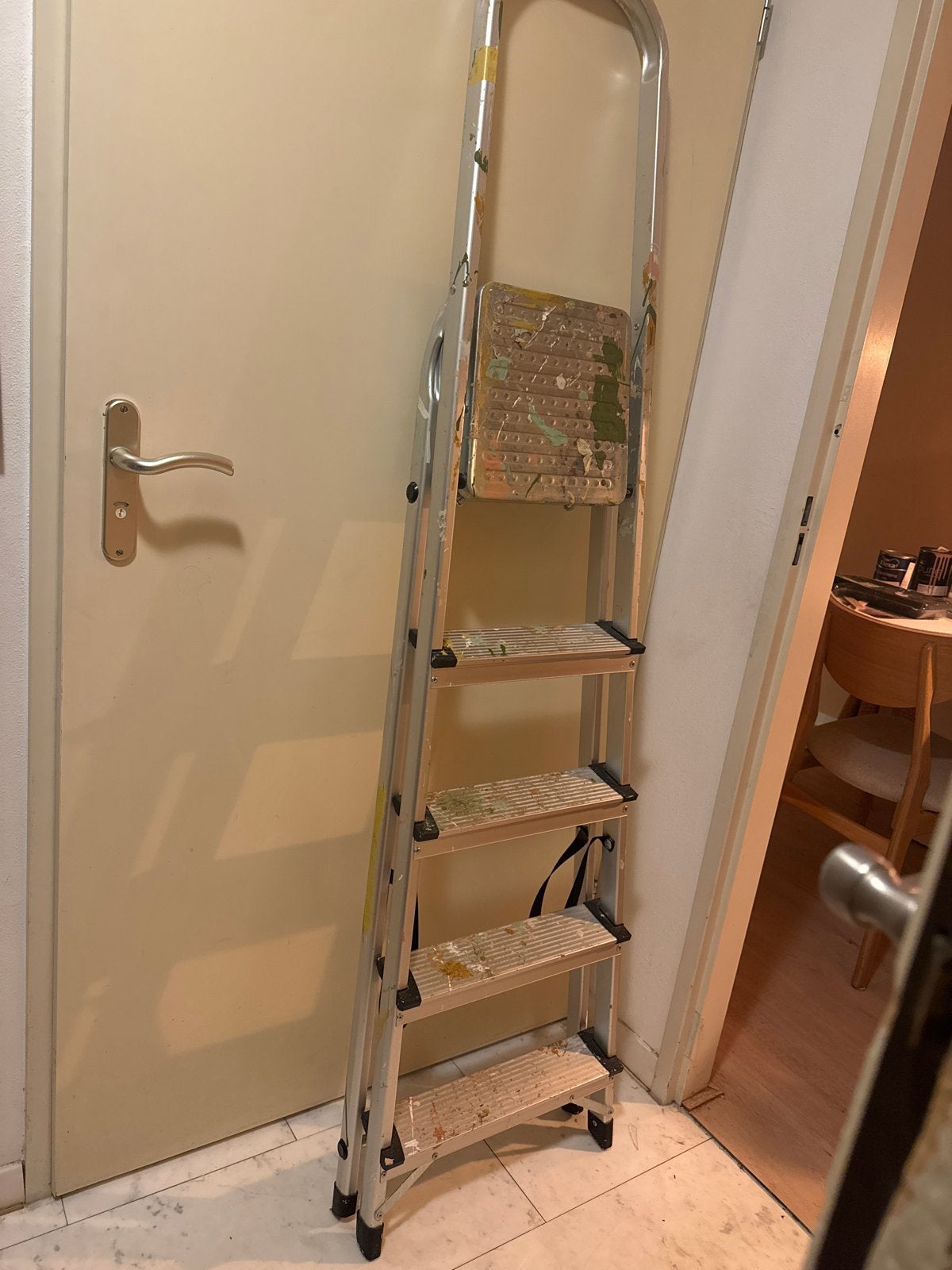 Gebruikte trap met 5 treden - ideaal voor klusjes, Doe-het-zelf en Verbouw, Ophalen, Gebruikt, Trap, Minder dan 2 meter
