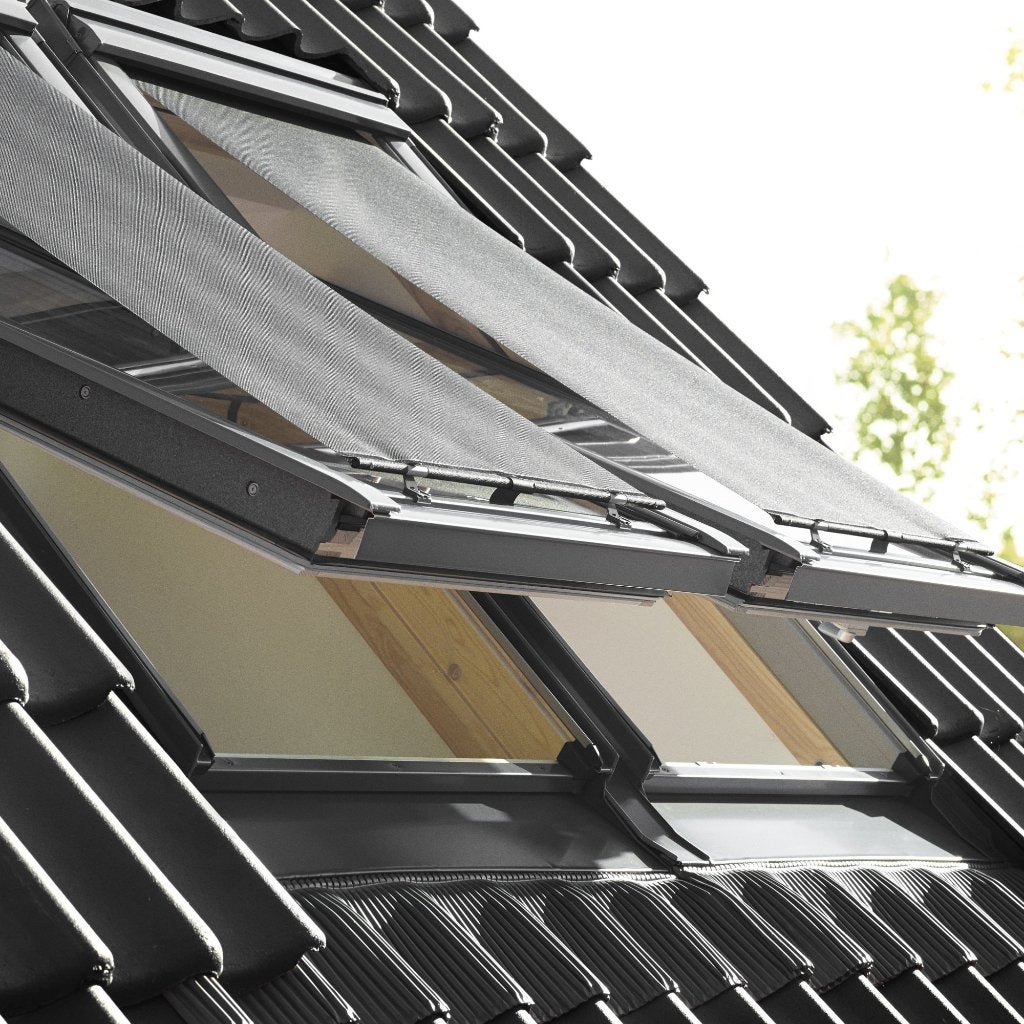 Buitenzonwering Zonwering Screen Velux dakramen, Huis en Inrichting, Overige merken, Info@altaterra.eu, Altaterra, Zwart
