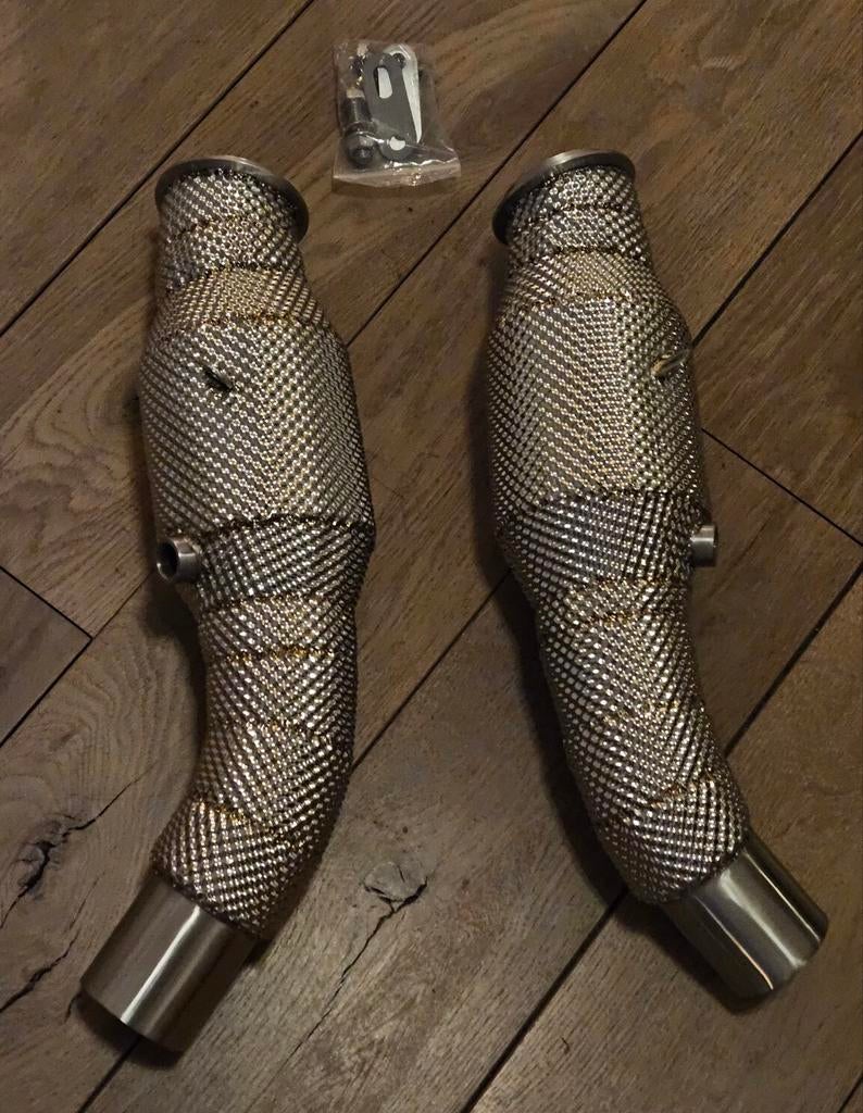 Uitlaat downpipe 200 cells ALFA ROMEO STELVIO 2.9L V6 ZIE AD, Ophalen of Verzenden, PERFORMANCE-EXHAUST.NL, INFO@PERFORMANCE-EXHAUST.NL