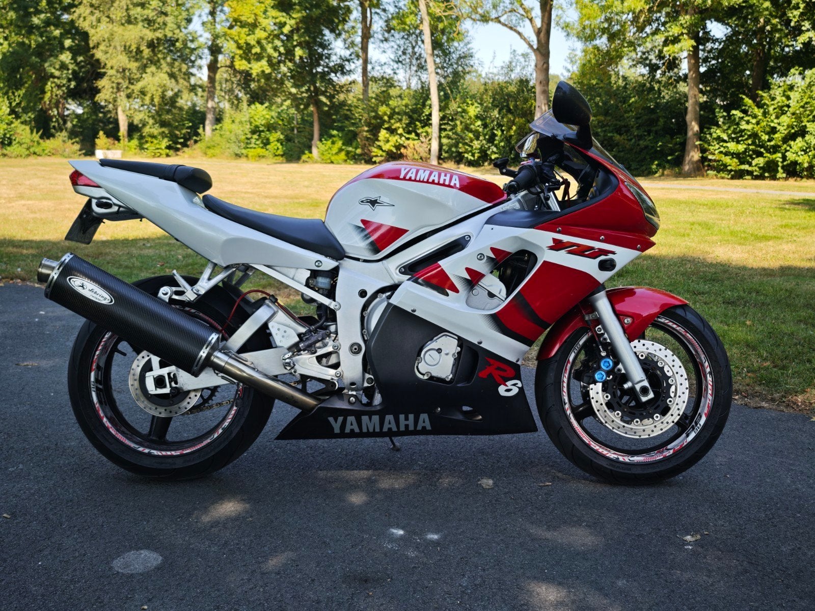 Yamaha YZF-R6 Sportmotor - Rood/Wit, Motoren, Motoren | Yamaha, Sportuitlaat, 4 cilinders, Gebruikt, Super Sport