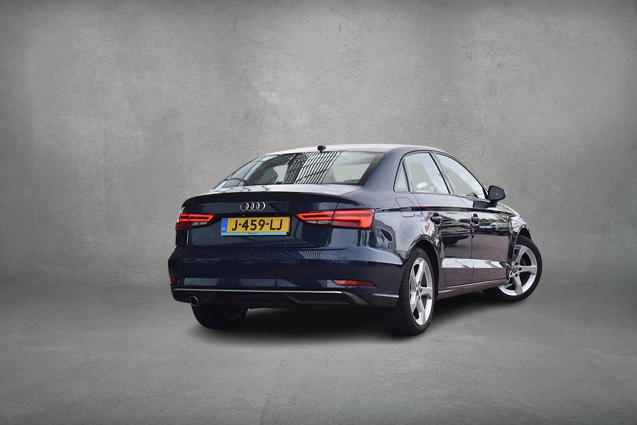 Audi A3 Limousine 30 TFSI Advance | Sportstoelen | Climate |, Stof, Gebruikt, Blauw, 116 pk