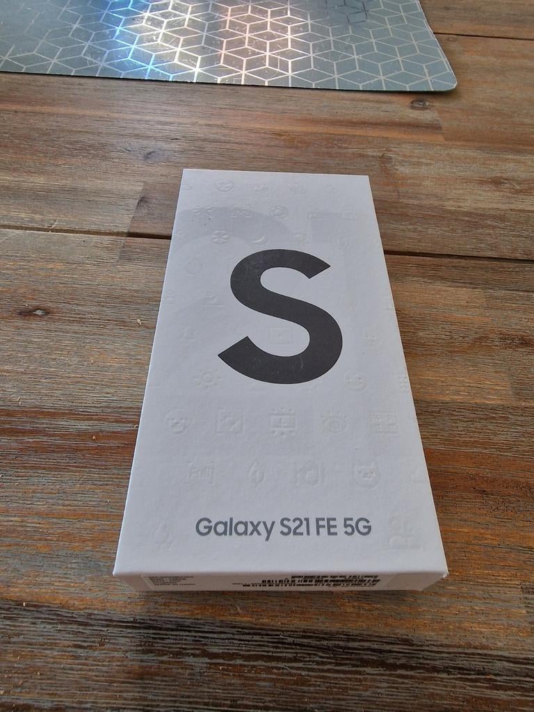 Samsung Galaxy S21 FE 5G, Zwart, Touchscreen, Nieuw, Ophalen of Verzenden