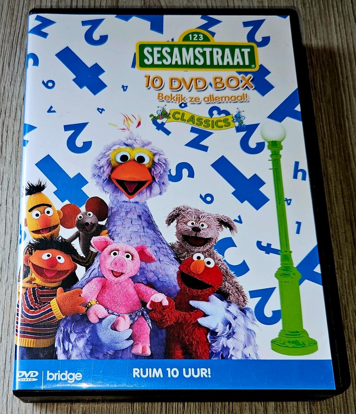 Sesamstraat- 10 DVD Box - Bekijk ze allemaal!, Alle leeftijden, Tv-serie, Zo goed als nieuw, Familie