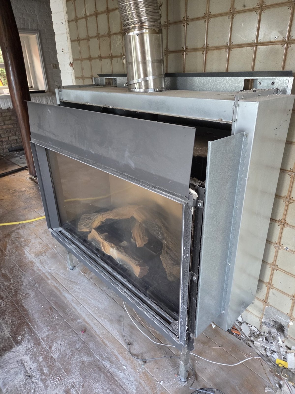 Inbouw gashaard met houtblokken, Ophalen, Gebruikt, Inbouwhaard, Gashaard