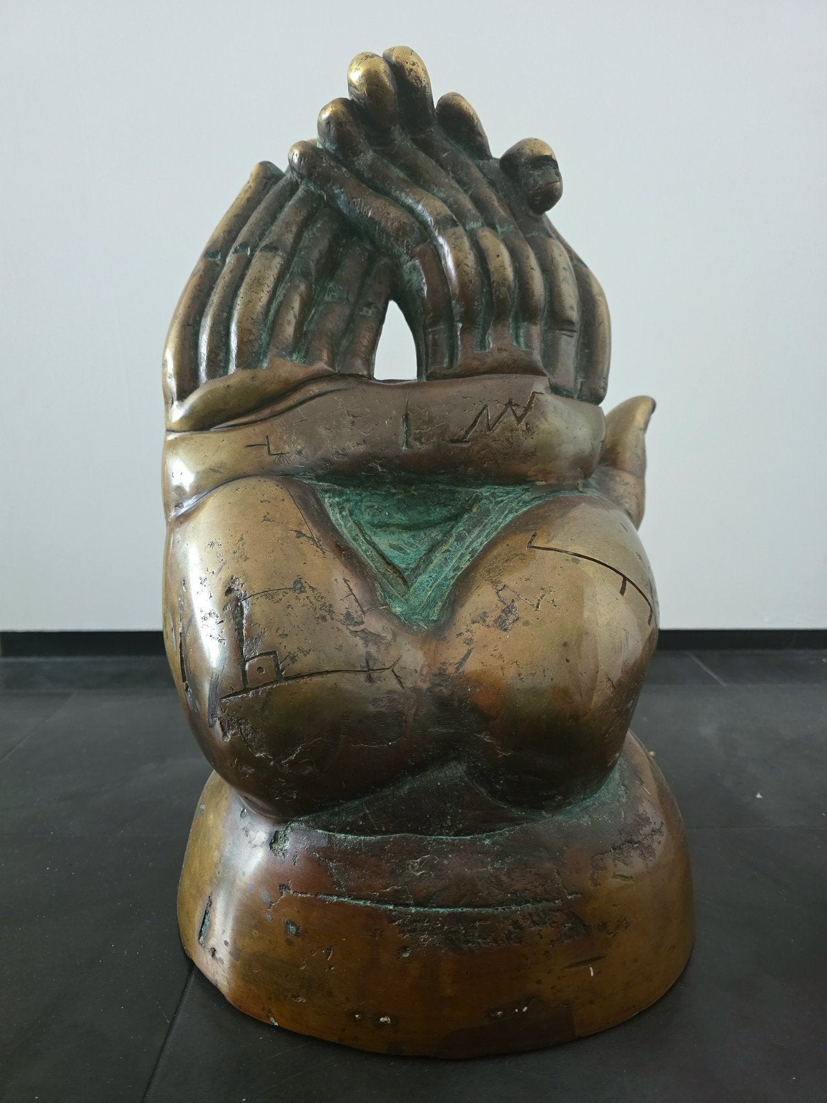 Bronzen hand genaamd "mana" Anton Constatin şevțov, Ophalen, Gepatineerd, Brons, 20 - 50 cm