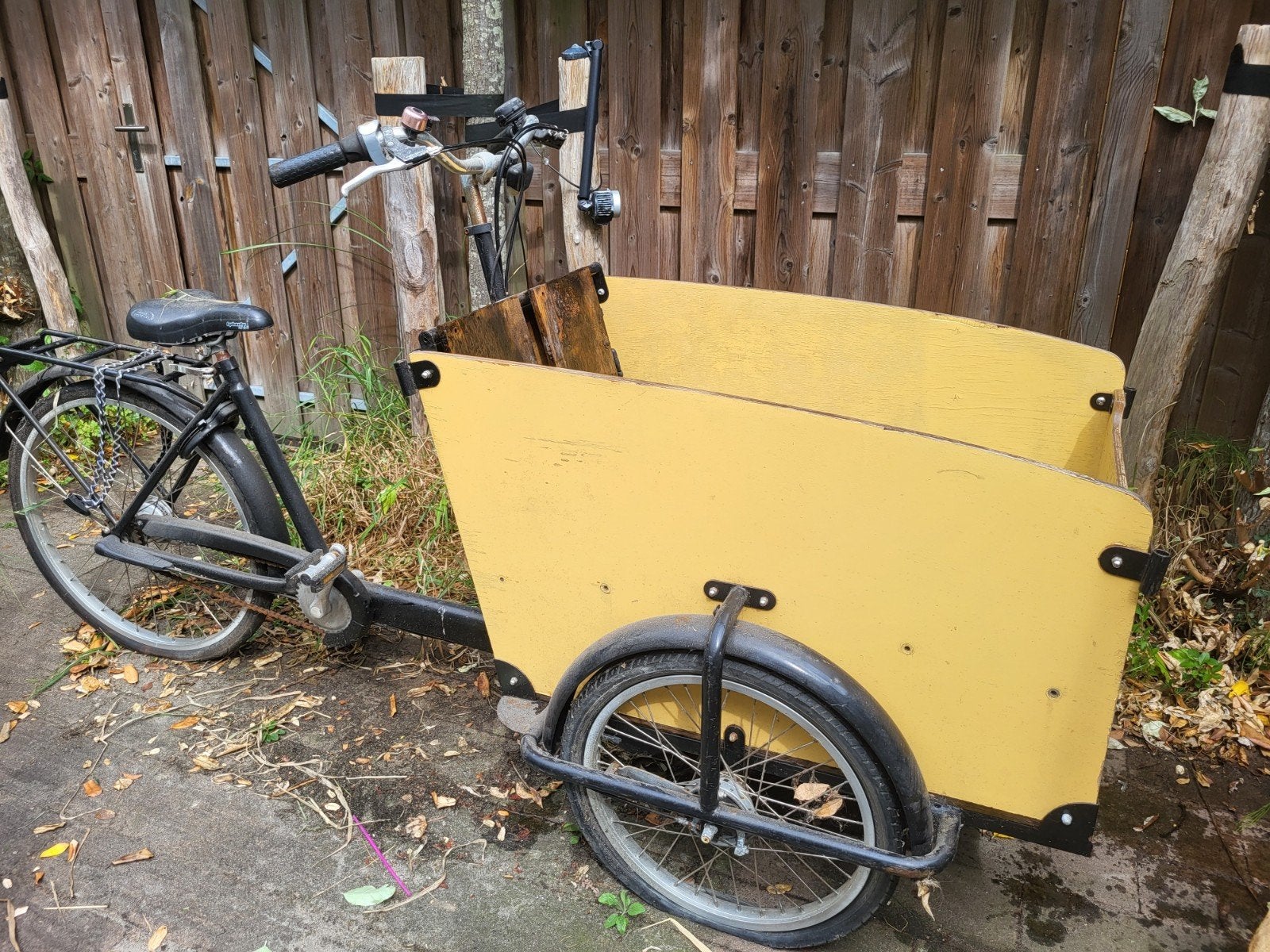 Babboe bakfiets moet wel opgeknapt worden, Fietsen en Brommers, Fietsen | Bakfietsen, Ophalen, Gebruikt, 2 kinderen, Overige merken