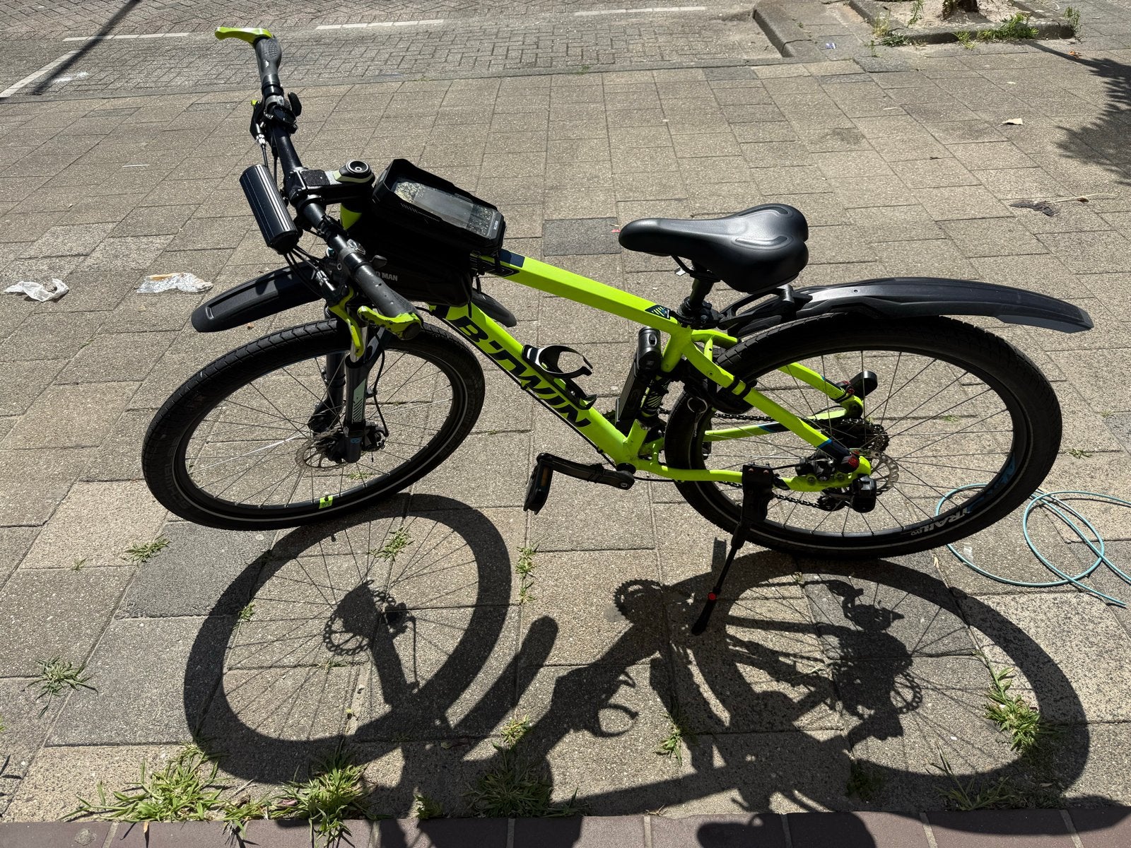 B'Twin Mountainbike -, 28 inch, Gebruikt, Vering, Meer dan 20 versnellingen