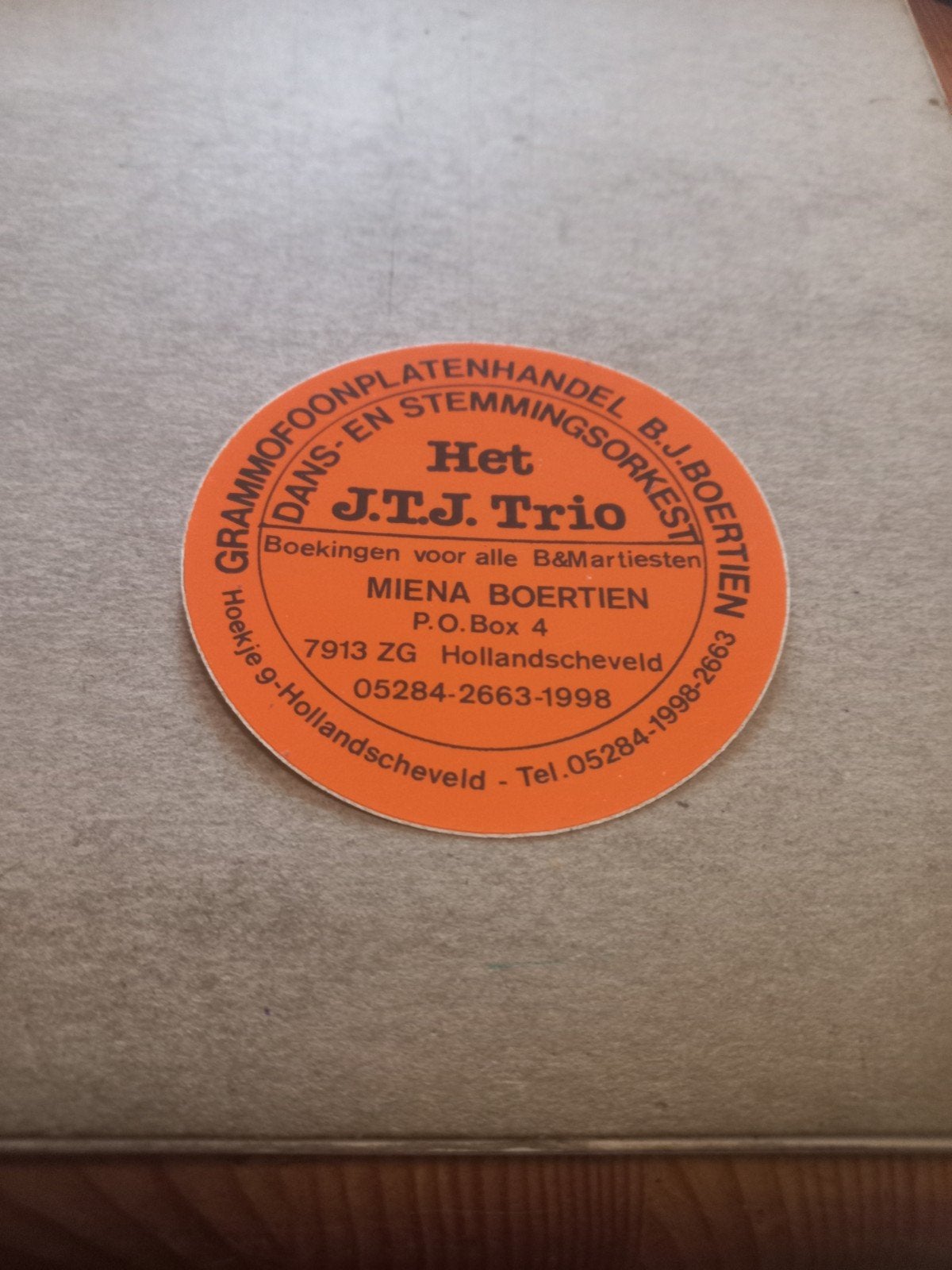 Vintage sticker: Grammofoonplatenhandel B.J. Boertien, Ophalen of Verzenden, Gebruikt