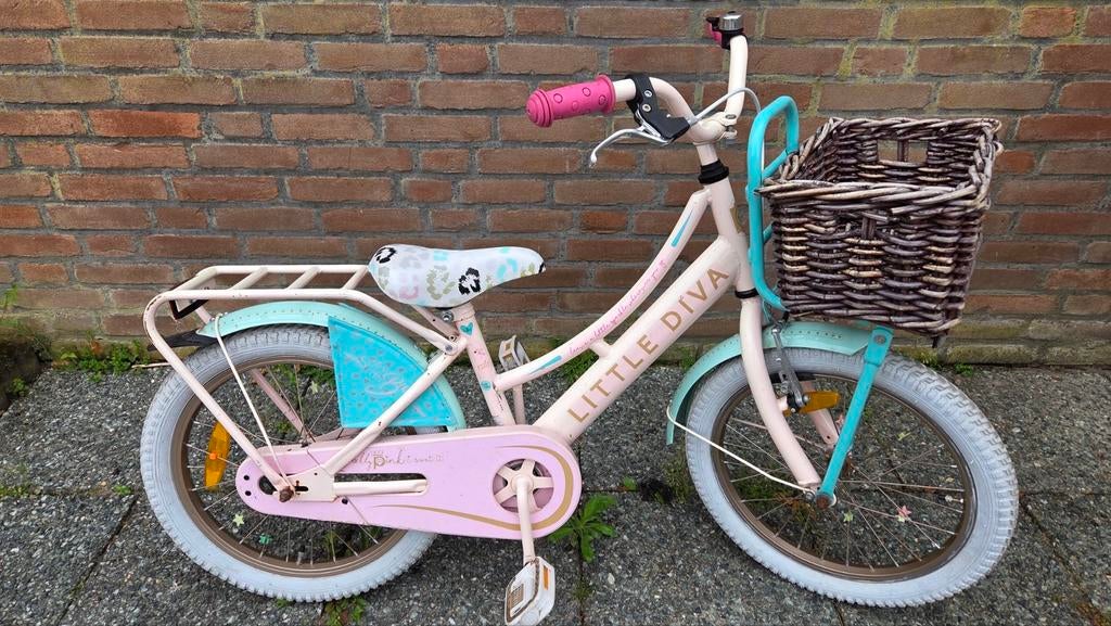 Leuke 18 inch meisjesfiets, Fietsen en Brommers, Fietsen | Kinderfietsjes, Ophalen, Terugtraprem, Little Diva, 16 tot 20 inch