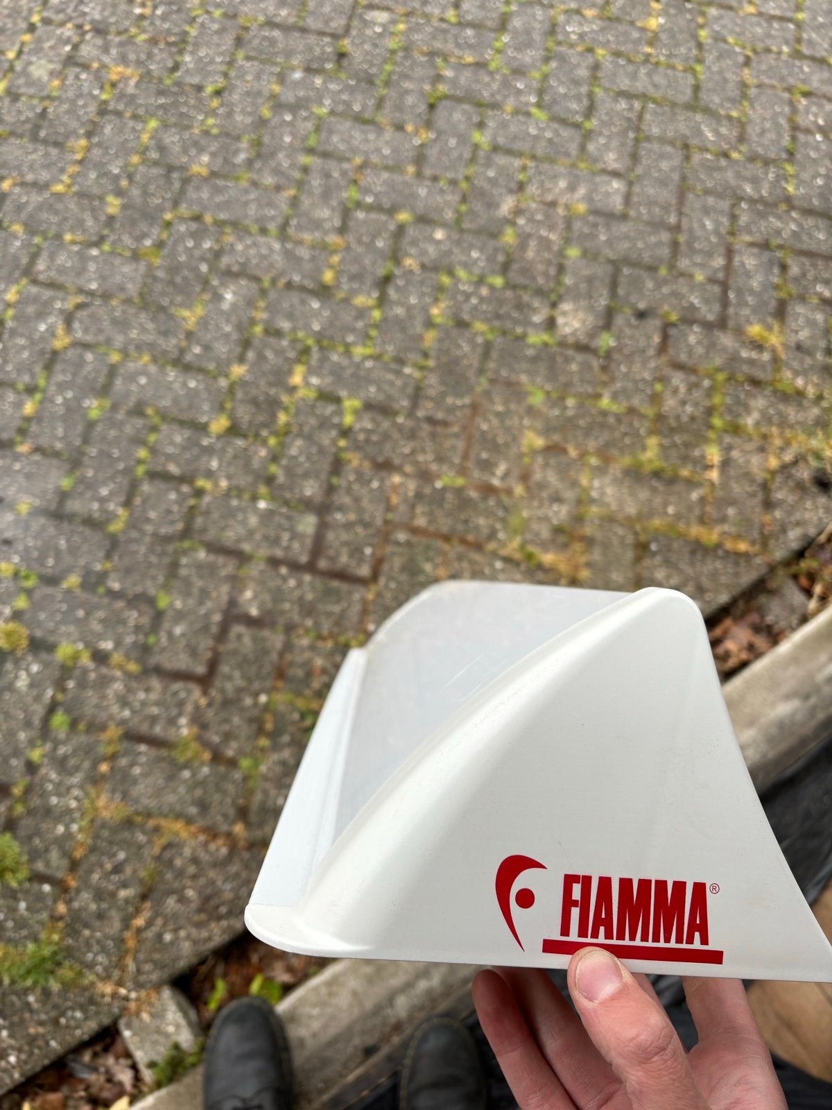 Fiamma dakspoiler voor optimale luchtgeleiding, Ophalen, Zo goed als nieuw