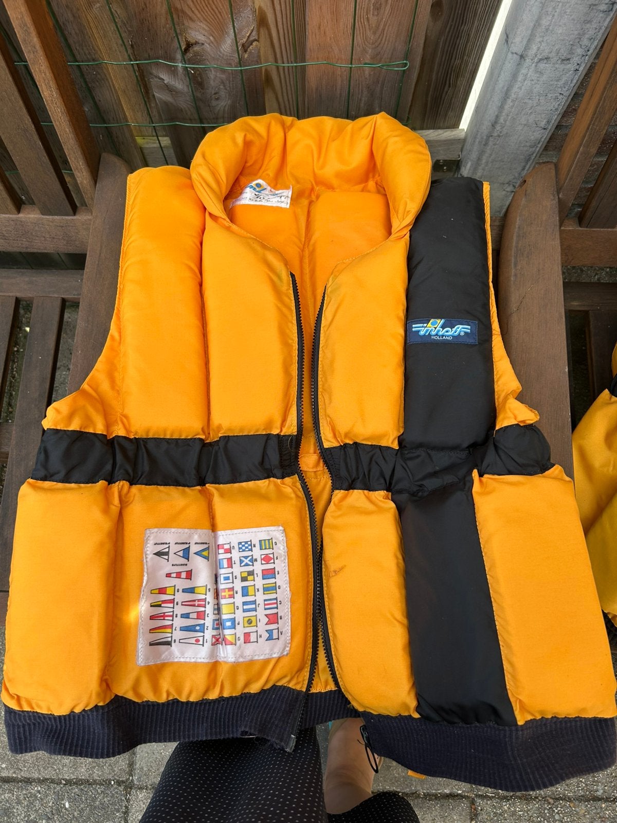 Zwemvesten drie stuks, Watersport en Boten, Watersportkleding, Ophalen of Verzenden, Gebruikt, Dame of Heer, Reddingsvest of Zwemvest