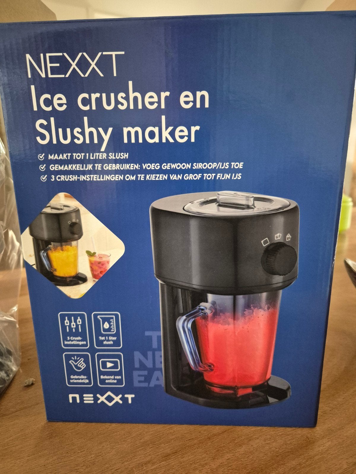 NEXXT IJscrusher en Slushy Maker - Nieuw in doos, 1 tot 2 liter, Ophalen, Nieuw, 3 snelheden of meer