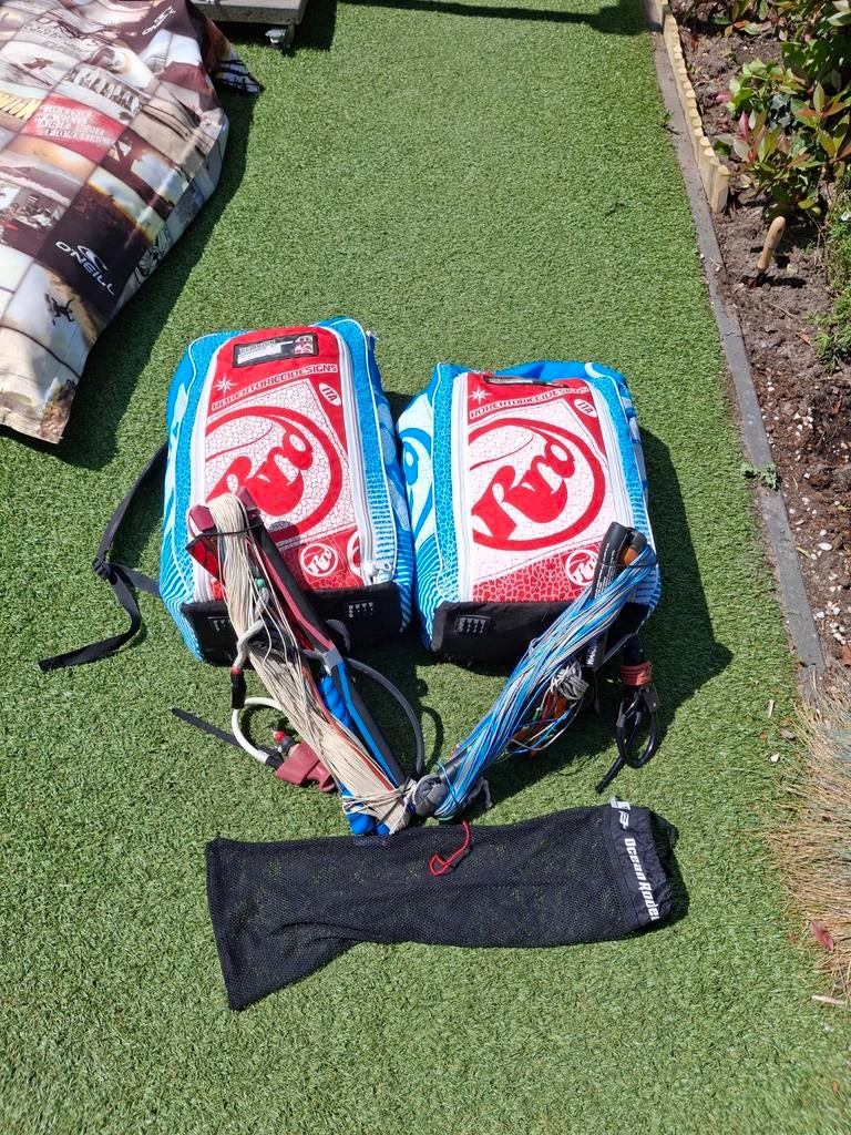 Moet weg!RRD RELIGION Y2015 KITES 6 EN 8 M (4 jaar gebruikt), Geen board, Ophalen of Verzenden