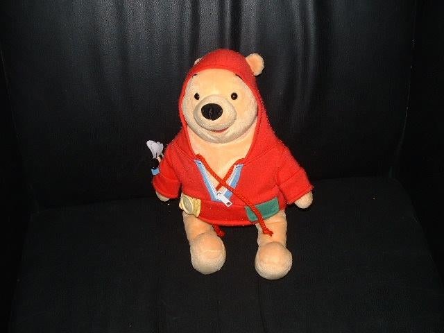 GUND DISNEY BEER WINNIE THE POOH VELOURS GEEL MET RO, Ophalen of Verzenden, Nieuw, Overige typen