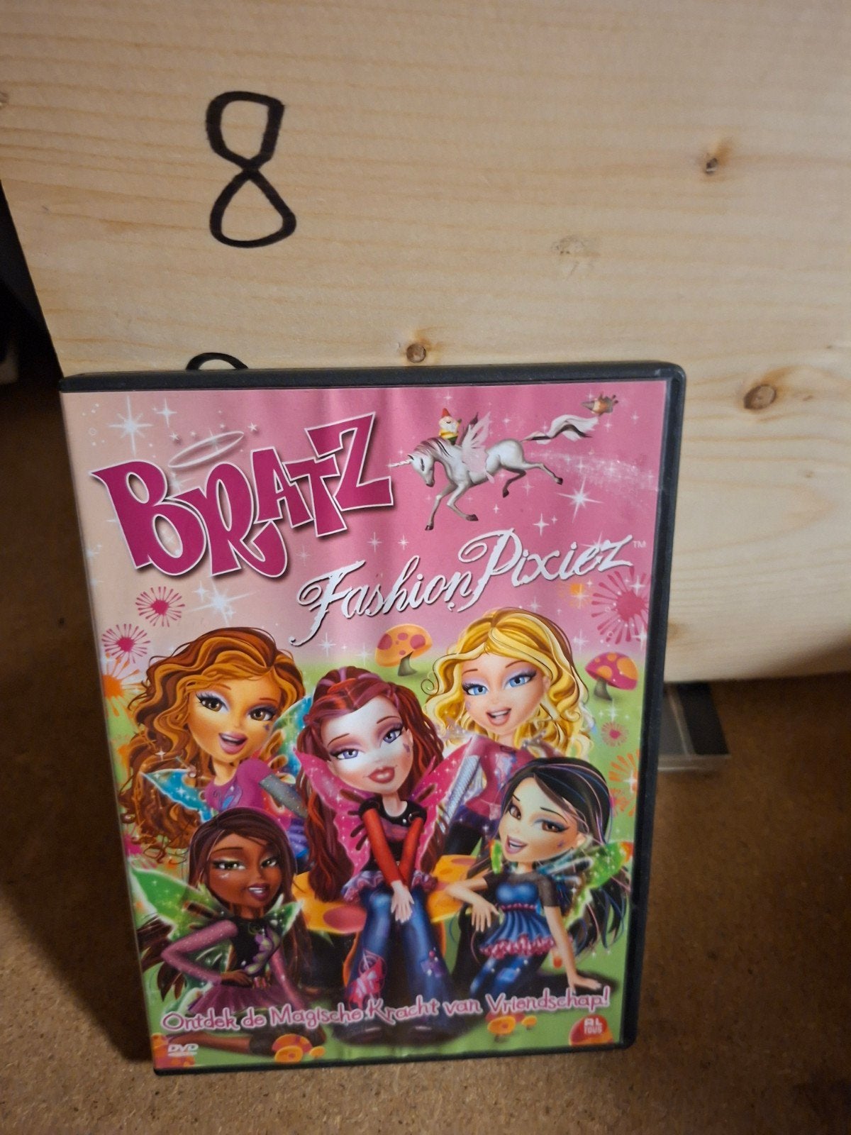 Bratz Fashion Pixiez DVD - Ontdek de Magische Kracht, Cd's en Dvd's, Gebruikt, Alle leeftijden, Familie, Film