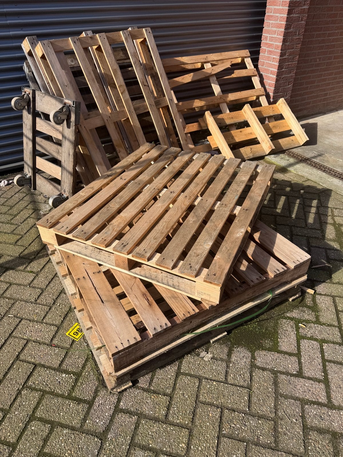 Gratis kachelhout (pallets), 3 tot 6 m³, Ophalen of Verzenden, Overige houtsoorten, Blokken