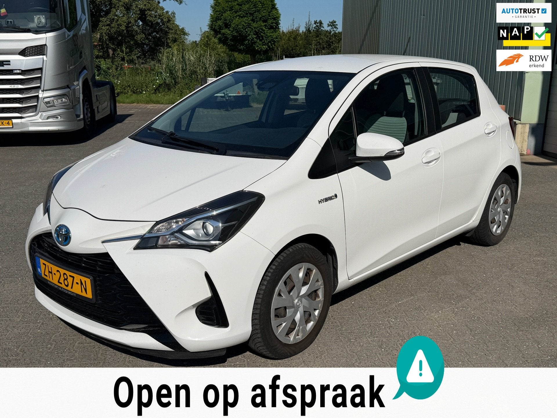 Toyota Yaris 1.5 Hybrid Active Climate Control/Camera/Multim, Euro 6, 4 cilinders, Wit, Origineel Nederlands