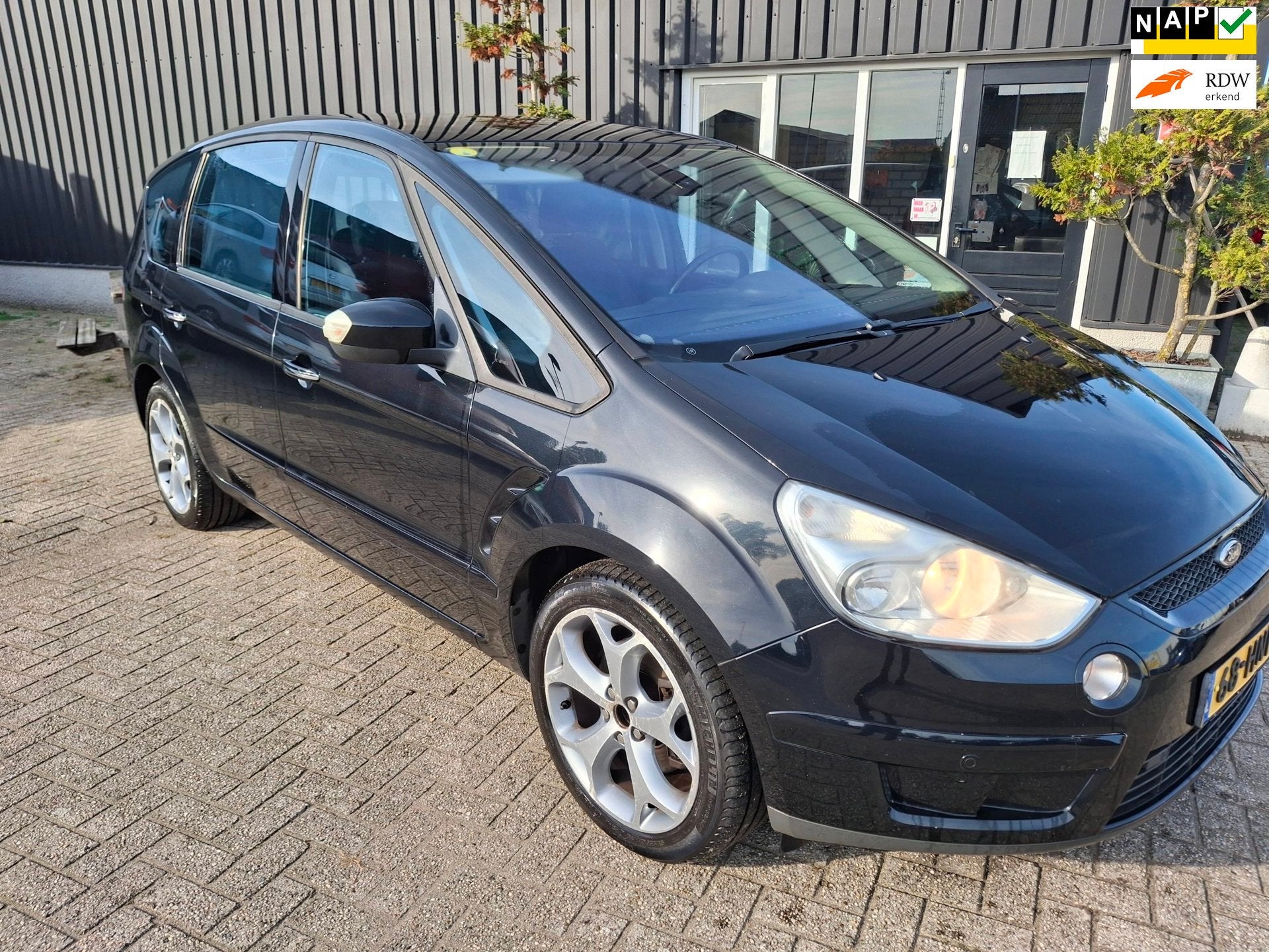Ford S-Max 2.0-16V, Voorwielaandrijving, Stof, Gebruikt, Zwart