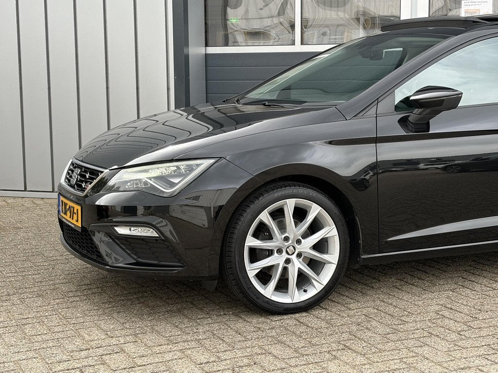 SEAT Leon 1.5 TSI FR Business Intense | Pano | Beats | Parke, Auto's, Seat, Voorwielaandrijving, 4 cilinders, Leon, 610 kg