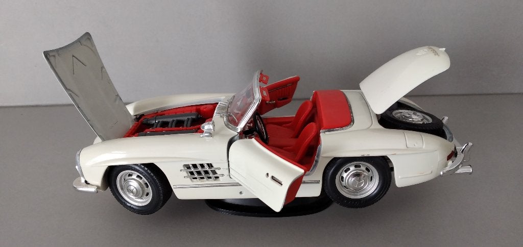 Burago model auto "Mercedes" schaal 1:18, Ophalen of Verzenden, Zo goed als nieuw, Bburago