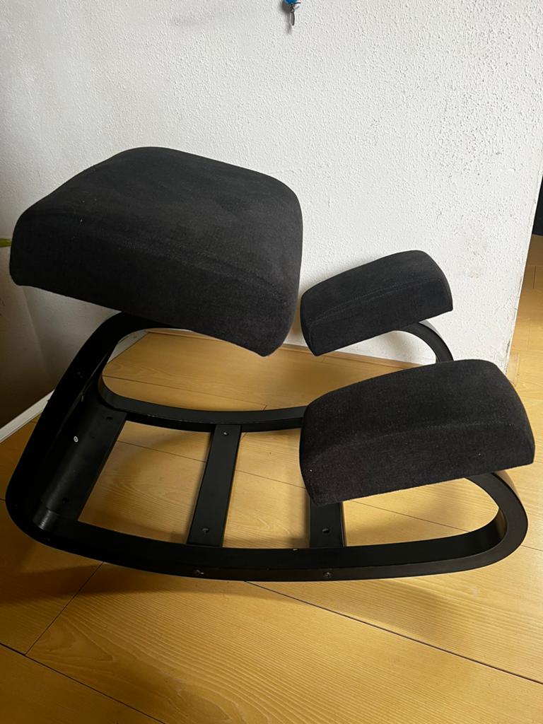 Ergonomische Varier variable ergonomische kniestoel by JRM, Huis en Inrichting, Bureaustoelen, Ophalen, Zo goed als nieuw, Zwart