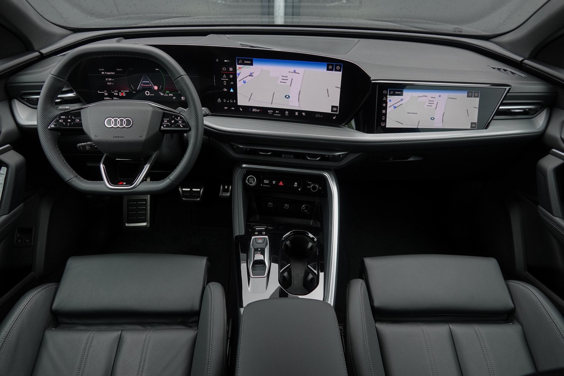 Audi Q5 e-hybrid 367Pk | S-Line | MMI Bijrijdersdisplay | Te, Automaat, Automatische klimaatregeling, Gebruikt, Zwart