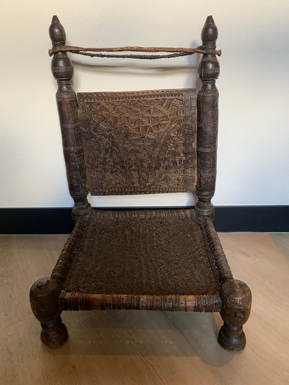 2 Antieke Nuristan (Pidha) stoelen, Ophalen of Verzenden