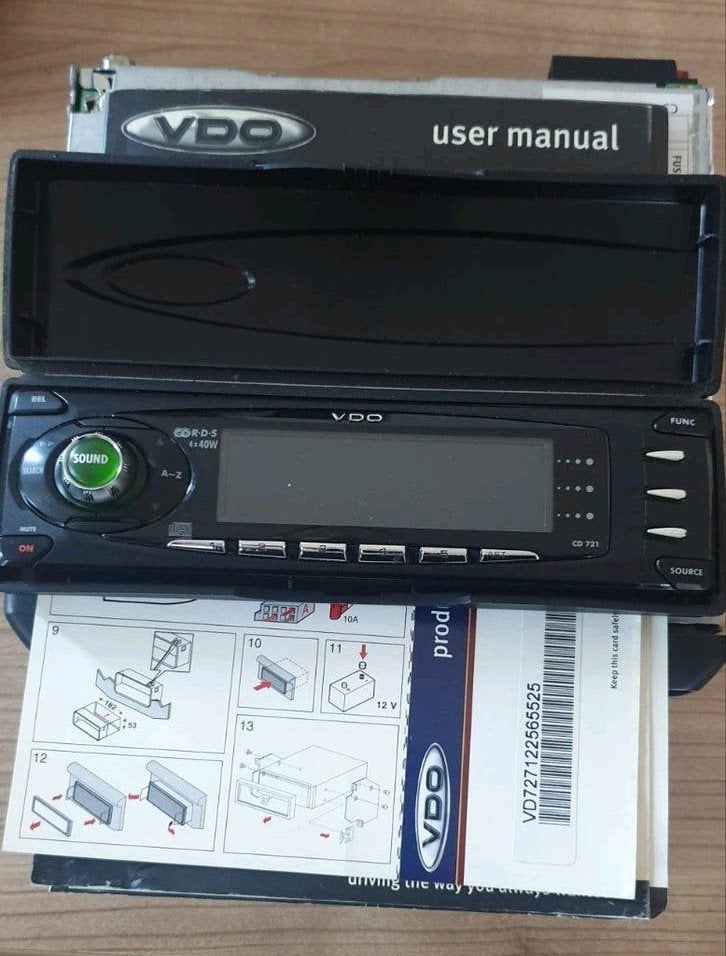 VDO Auto radio Cd speler 4x 50 Watt, Auto diversen, Autoradio's, Ophalen, Zo goed als nieuw