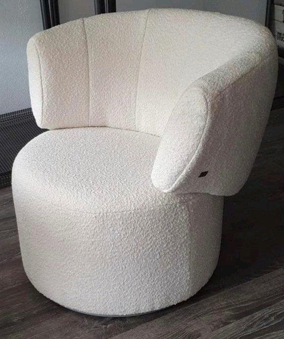 Rolf benz 684 fauteuil in Wit bouclé stof opnw gestoffeerd, Ophalen, Design, 75 tot 100 cm, Zo goed als nieuw